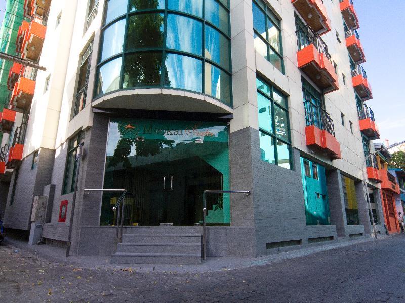 Mookai Suites Male Exterior photo